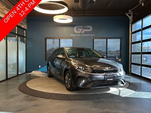 Used 2023 Kia Forte LXS FWD image 1