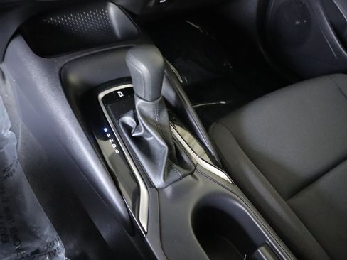 Used 2026 Toyota Corolla LE FWD image 16