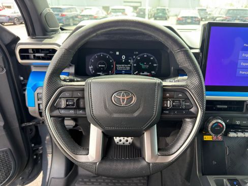 Used 2024 Toyota Tacoma TRD Sport w/ TRD Sport Upgrade Package image 16