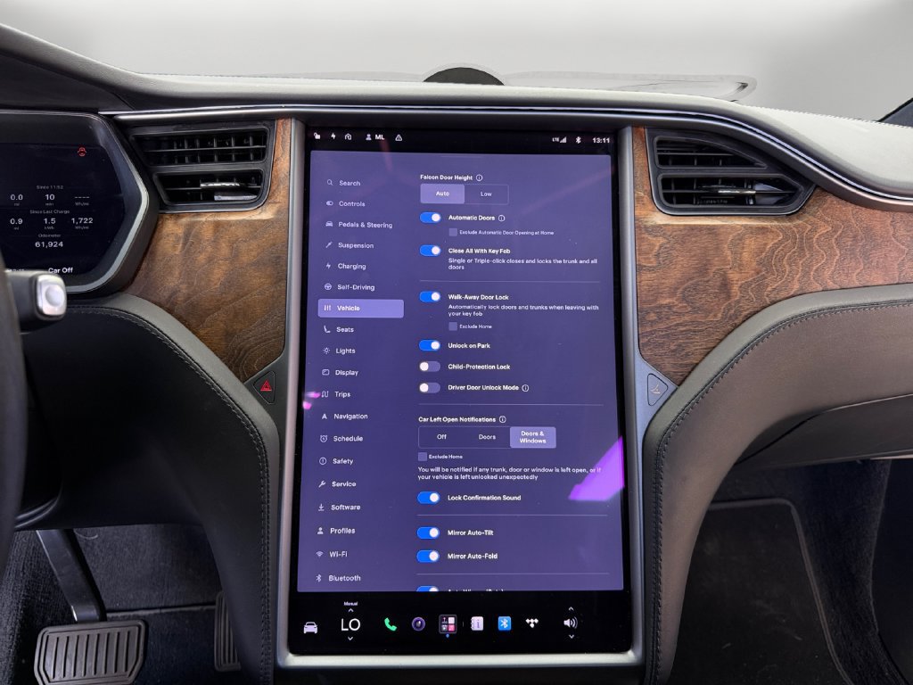 Used 2020 Tesla Model X Long Range AWD/4WD image 29
