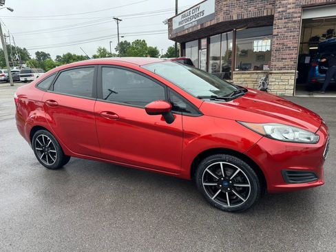 Used 2019 Ford Fiesta SE FWD image 15