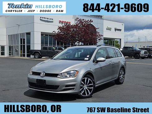 Used 2016 Volkswagen Golf Limited Edition FWD image 1
