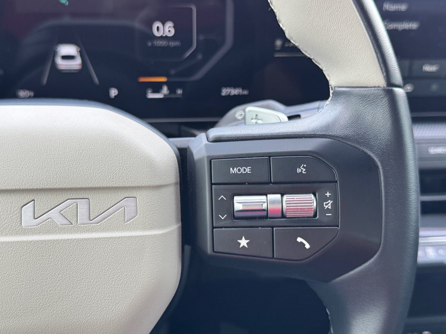 Used 2025 Kia K4 GT-Line w/ GT-Line Premium Package FWD image 23