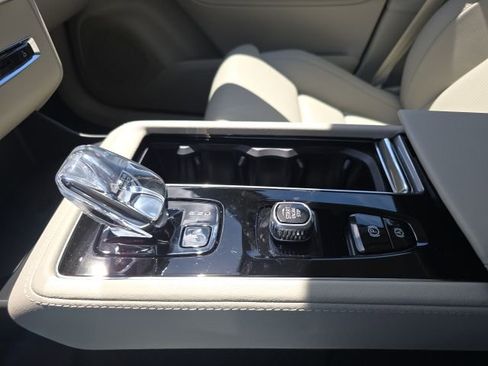 New 2026 Volvo XC90 T8 Ultra w/ Lounge Package AWD/4WD image 34