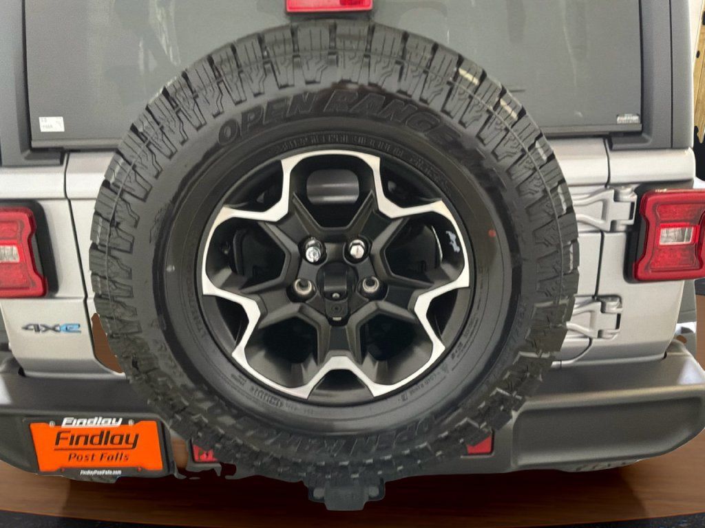 Certified 2021 Jeep Wrangler Unlimited Rubicon 4xe w/ Cold Weather Group AWD/4WD image 11