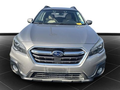 Used 2018 Subaru Outback 2.5i Limited AWD/4WD image 8