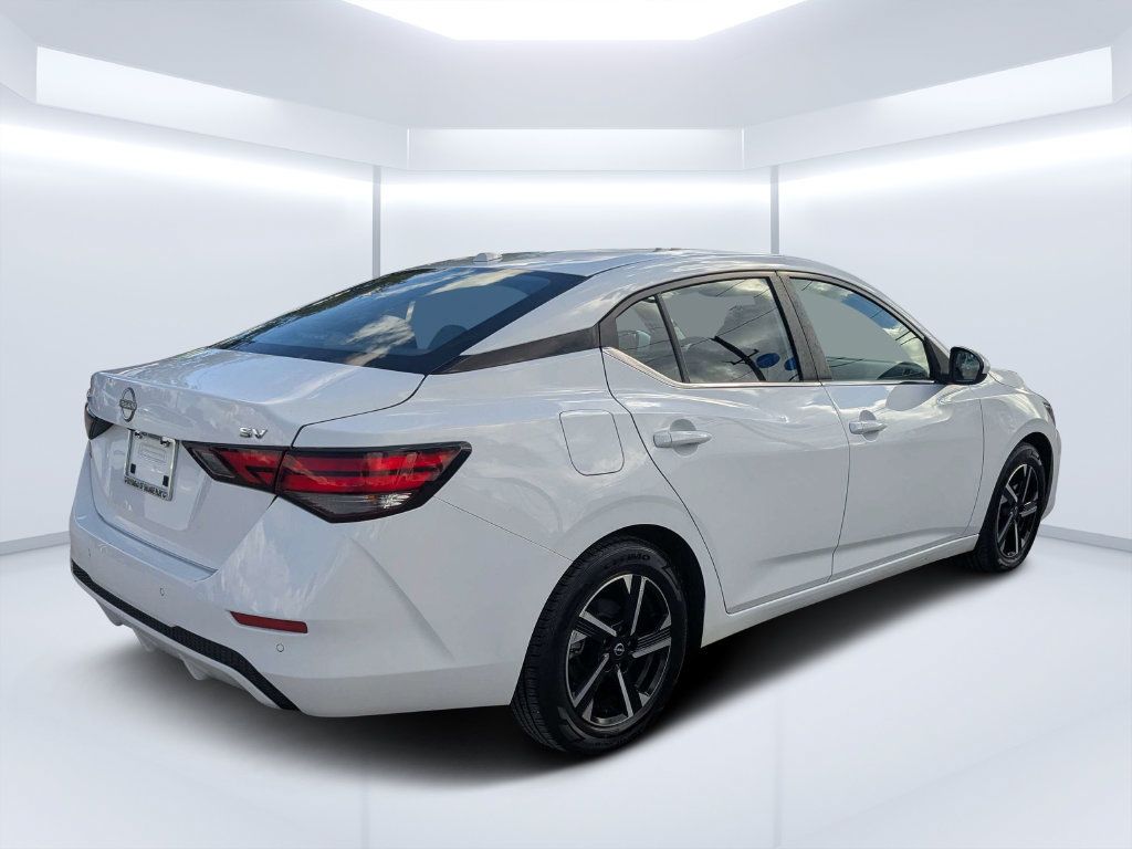Used 2024 Nissan Sentra SV FWD image 3