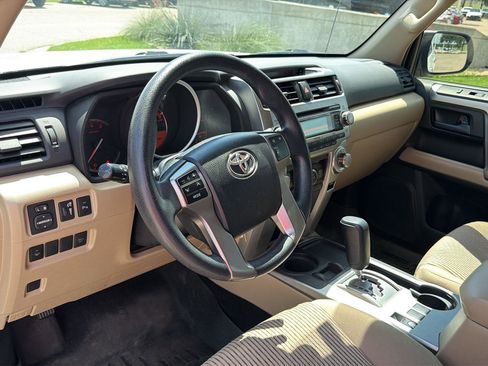 Used 2012 Toyota 4Runner SR5 RWD image 22