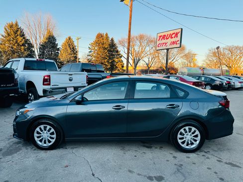 Used 2021 Kia Forte Sedan image 6