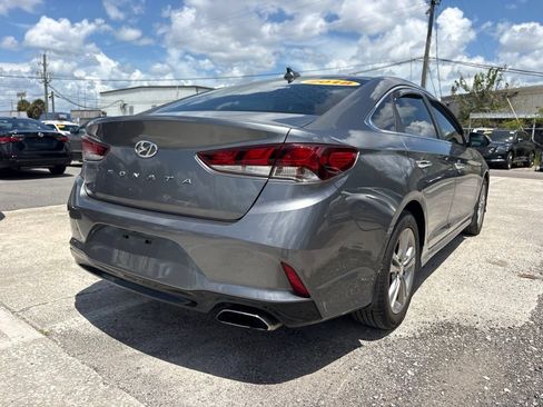 Used 2018 Hyundai Sonata SEL w/ Tech Package 04 FWD image 3