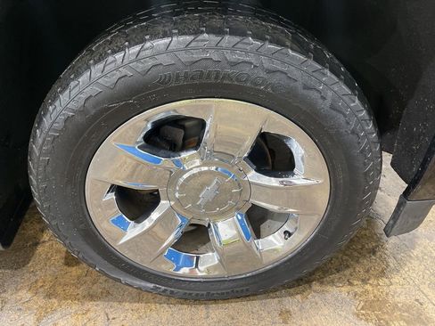 Used 2015 Chevrolet Silverado 1500 LT w/ Custom Sport Edition image 31