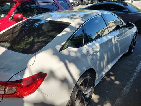 Used 2020 Honda Accord Sport image 3