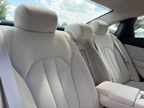 Used 2015 Chrysler 200 Limited w/ Convenience Group FWD image 34