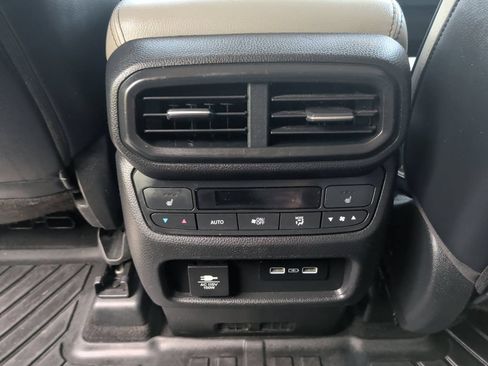 Used 2023 Honda Pilot Elite image 20