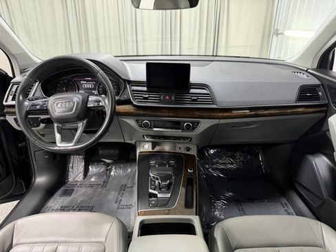 Used 2020 Audi Q5 2.0T Premium w/ Convenience Package image 13