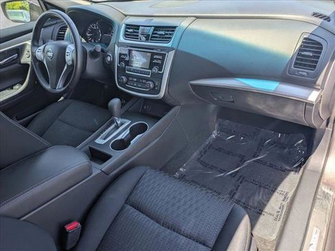 Used 2016 Nissan Altima 2.5 SV FWD image 20