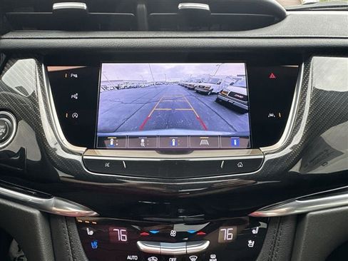 Used 2023 Cadillac XT6 Sport w/ Technology Package image 17
