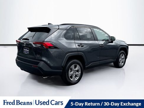 Used 2025 Toyota RAV4 XLE AWD/4WD image 10