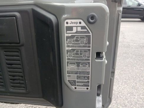 Used 2023 Jeep Wrangler Sport image 12