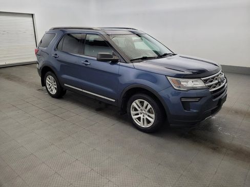 Used 2018 Ford Explorer XLT AWD/4WD image 11