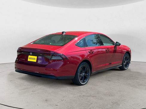 New 2025 Honda Accord SE image 5