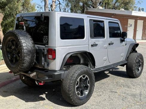 Used 2016 Jeep Wrangler Unlimited Rubicon AWD/4WD image 31