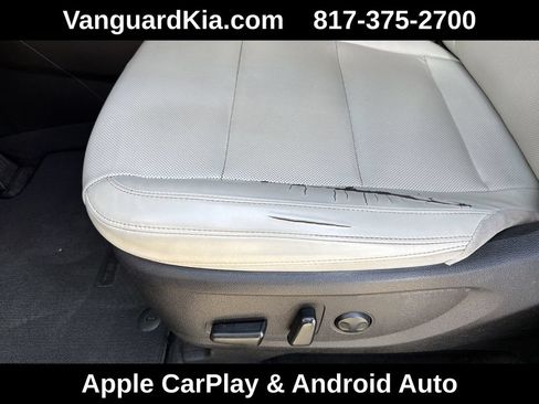 Used 2022 Kia Telluride S FWD image 16
