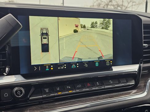 Used 2025 Chevrolet Silverado 3500 LTZ image 20