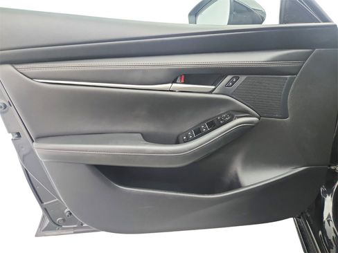 Used 2025 MAZDA MAZDA3 s image 19