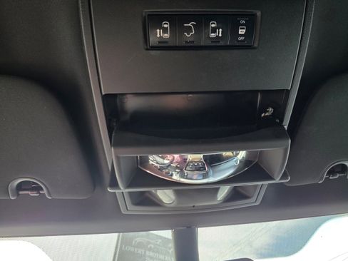 Used 2018 Dodge Grand Caravan SXT FWD image 13