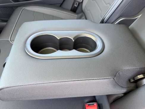 New 2026 Volkswagen Taos SE FWD image 25