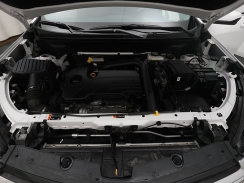 Certified 2024 Chevrolet Equinox LT image 3