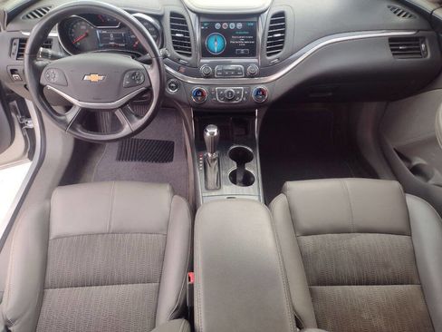 Used 2019 Chevrolet Impala LT image 11