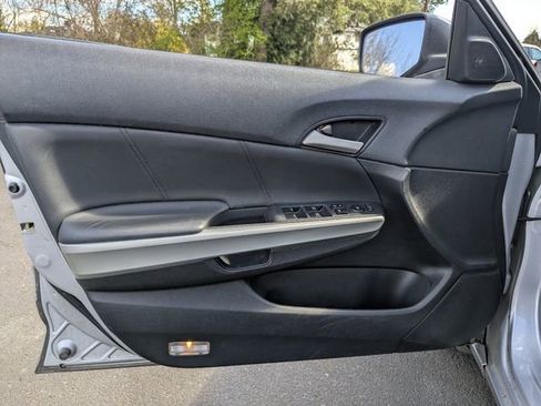 Used 2009 Honda Accord EX-L image 10