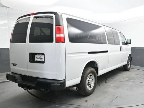 Used 2024 Chevrolet Express 3500 LS RWD image 6