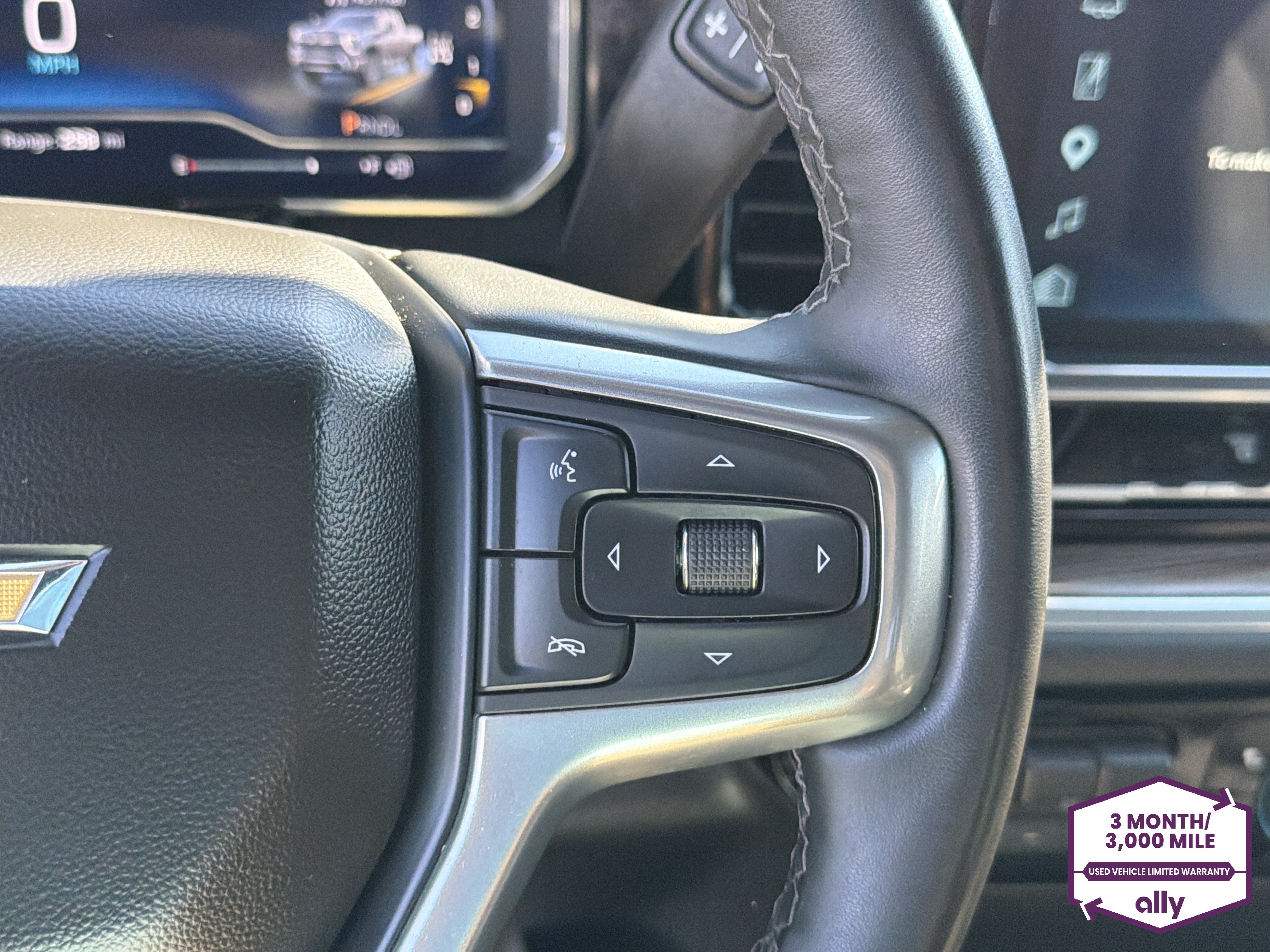 Used 2025 Chevrolet Silverado 2500 LT w/ Convenience Package AWD/4WD image 19