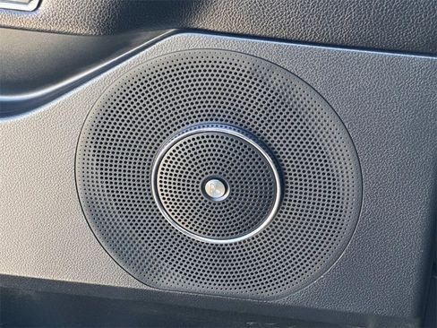 Used 2021 Ford Expedition Limited image 19