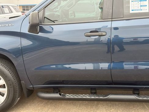 Used 2020 Chevrolet Silverado 1500 Custom w/ Custom Value Package image 18