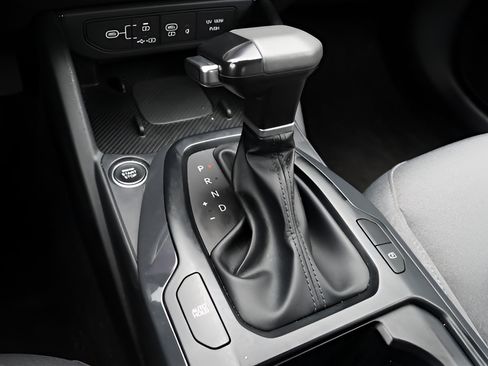 Certified 2025 Kia K4 EX FWD image 26