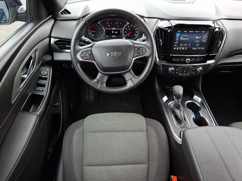 Certified 2023 Chevrolet Traverse LT FWD image 13