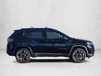 Used 2022 Jeep Compass Limited video 4