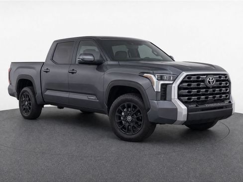 Used 2024 Toyota Tundra Platinum AWD/4WD image 2