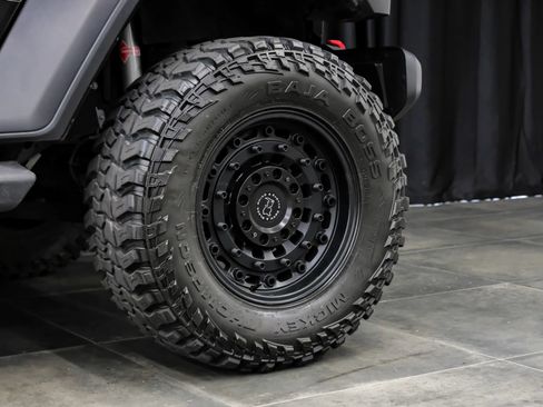 Used 2021 Jeep Wrangler Sport AWD/4WD image 58