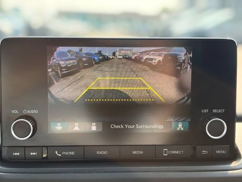 Used 2024 Honda Accord EX image 31