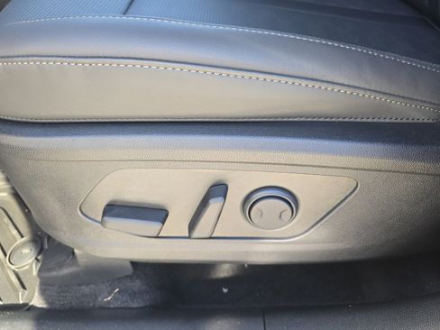 New 2026 Kia Sorento S image 6