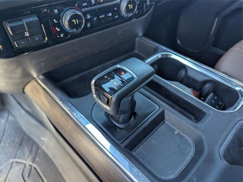 Used 2025 Chevrolet Silverado 1500 High Country image 17