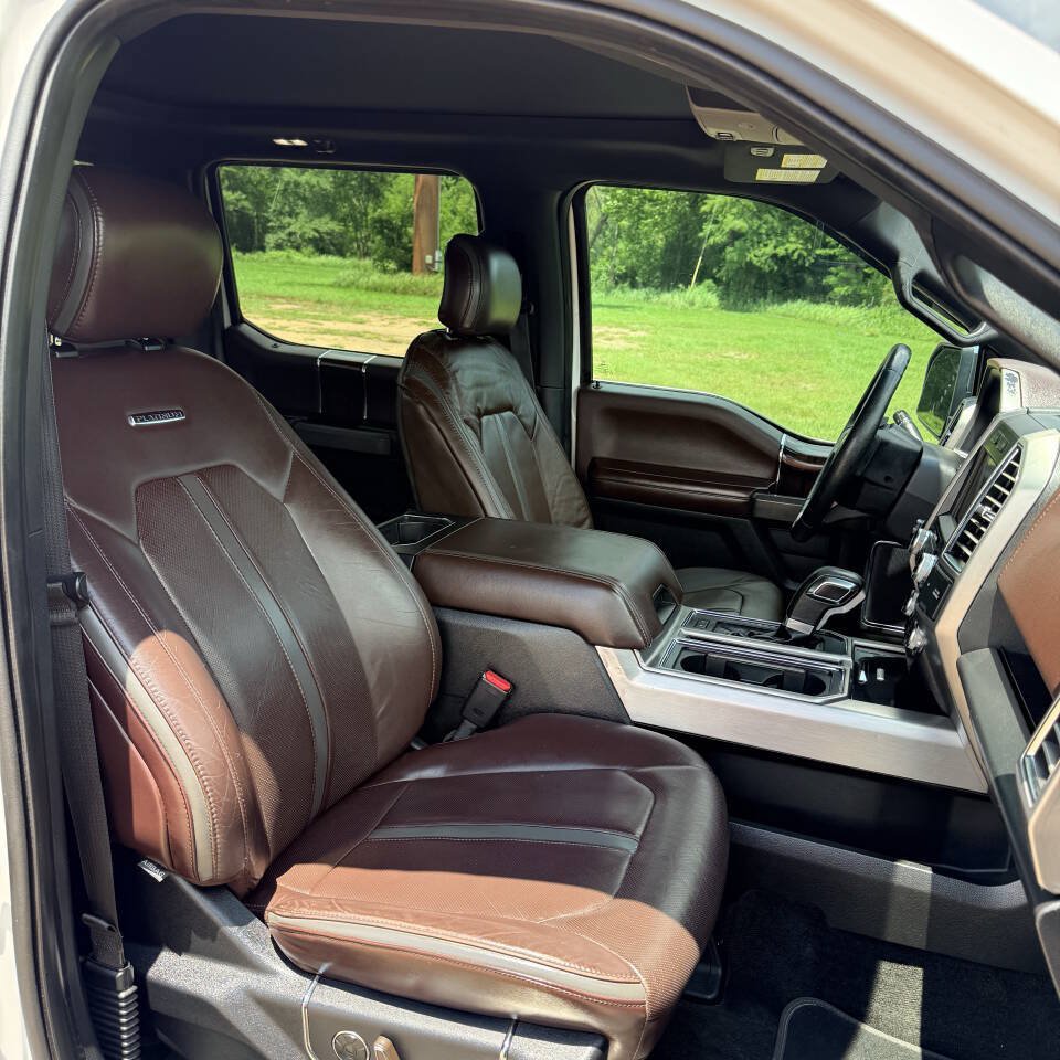 Used 2015 Ford F150 Platinum w/ Equipment Group 701A Luxury AWD/4WD image 18