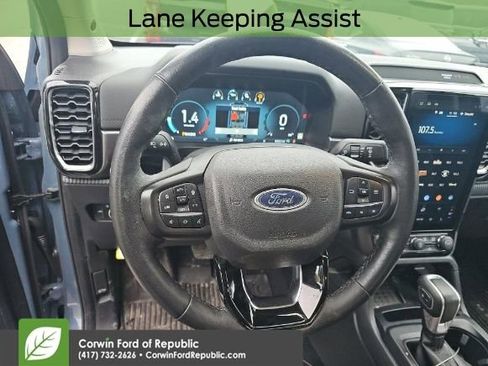 Used 2025 Ford Ranger Lariat w/ FX4 Off-Road Package image 13