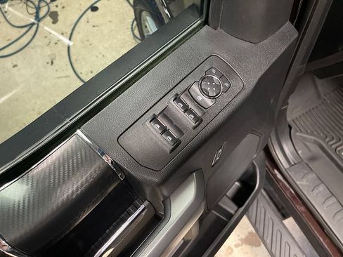 Used 2018 Ford F150 XLT w/ Equipment Group 302A Luxury AWD/4WD image 16