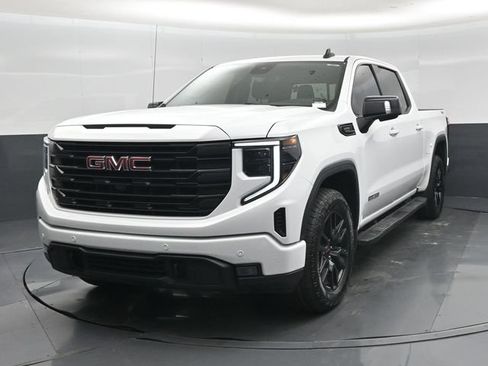 Used 2024 GMC Sierra 1500 Elevation w/ Elevation Premium Package AWD/4WD image 32